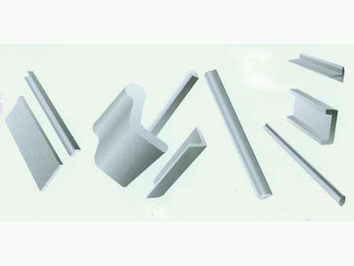 無(wú)錫冷拉型鋼在平整度上是要優(yōu)于普通型鋼的